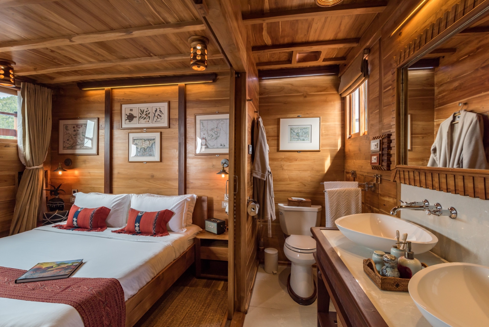 Master Suite bedroom and bathroom on Sequoia