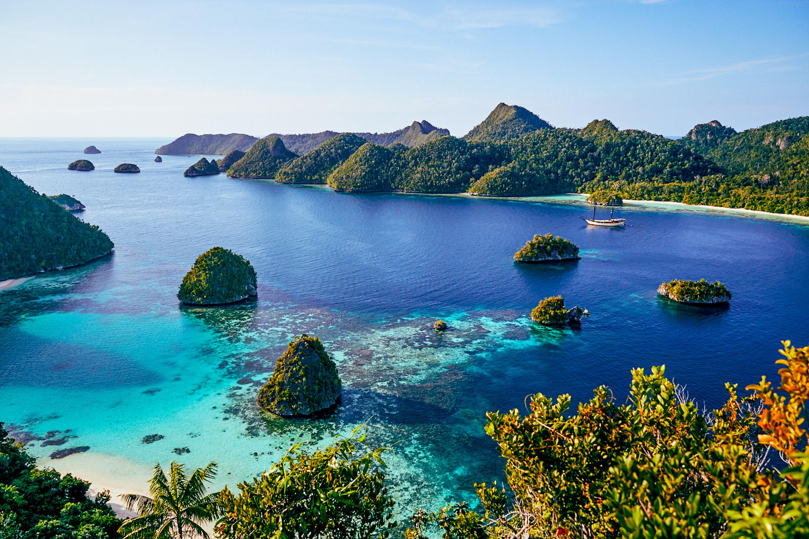 Silolona phinisi moored in Raja Ampat
