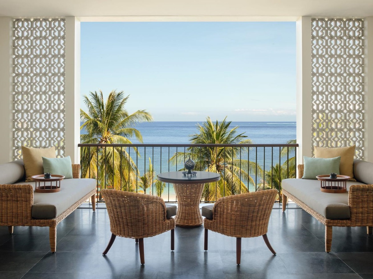 A deluxe suite with balcony at The Sira a Luxury Collection Resort and Spa Lombok