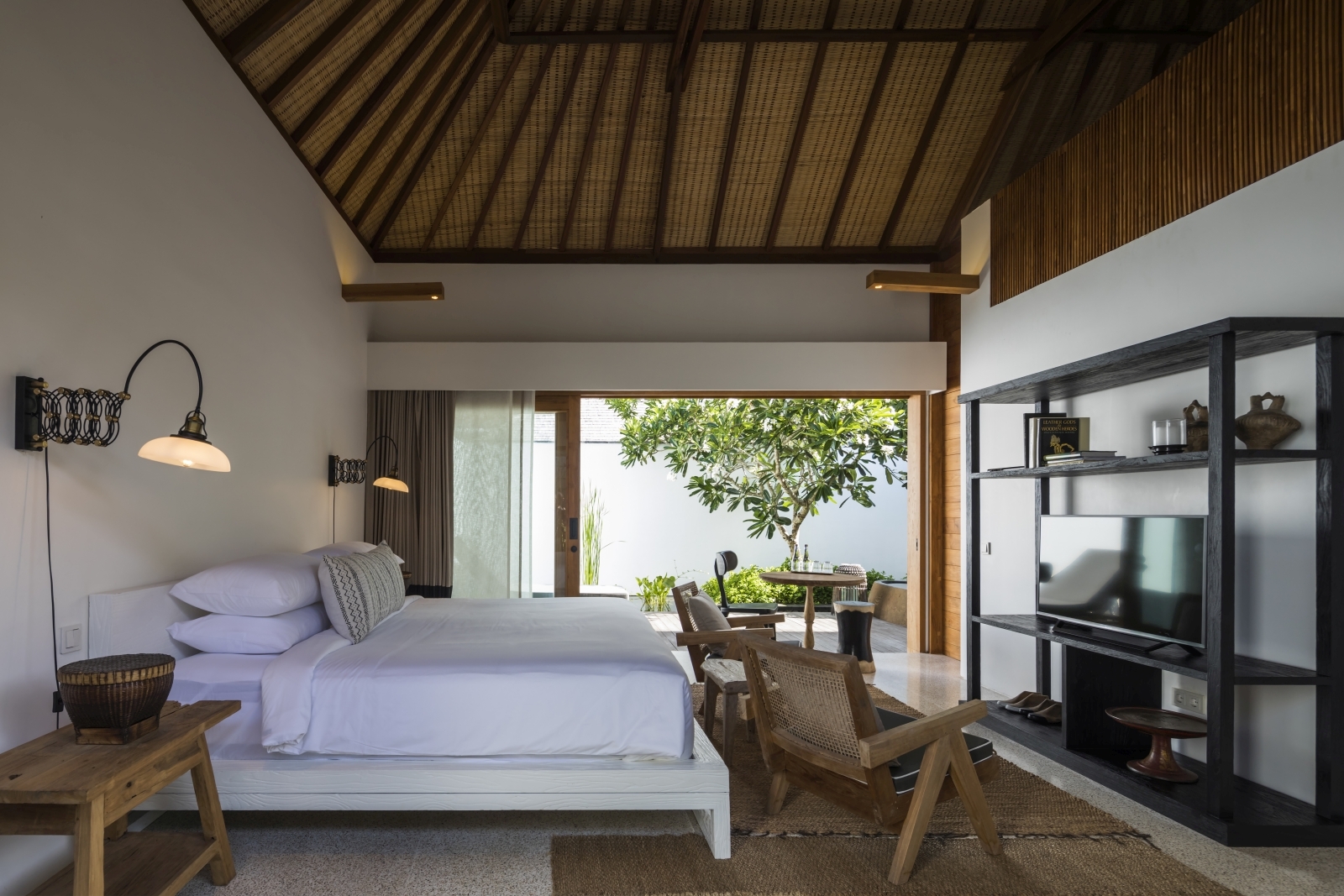Second Bedroom with shelving at Uluwatu Estate, Bali