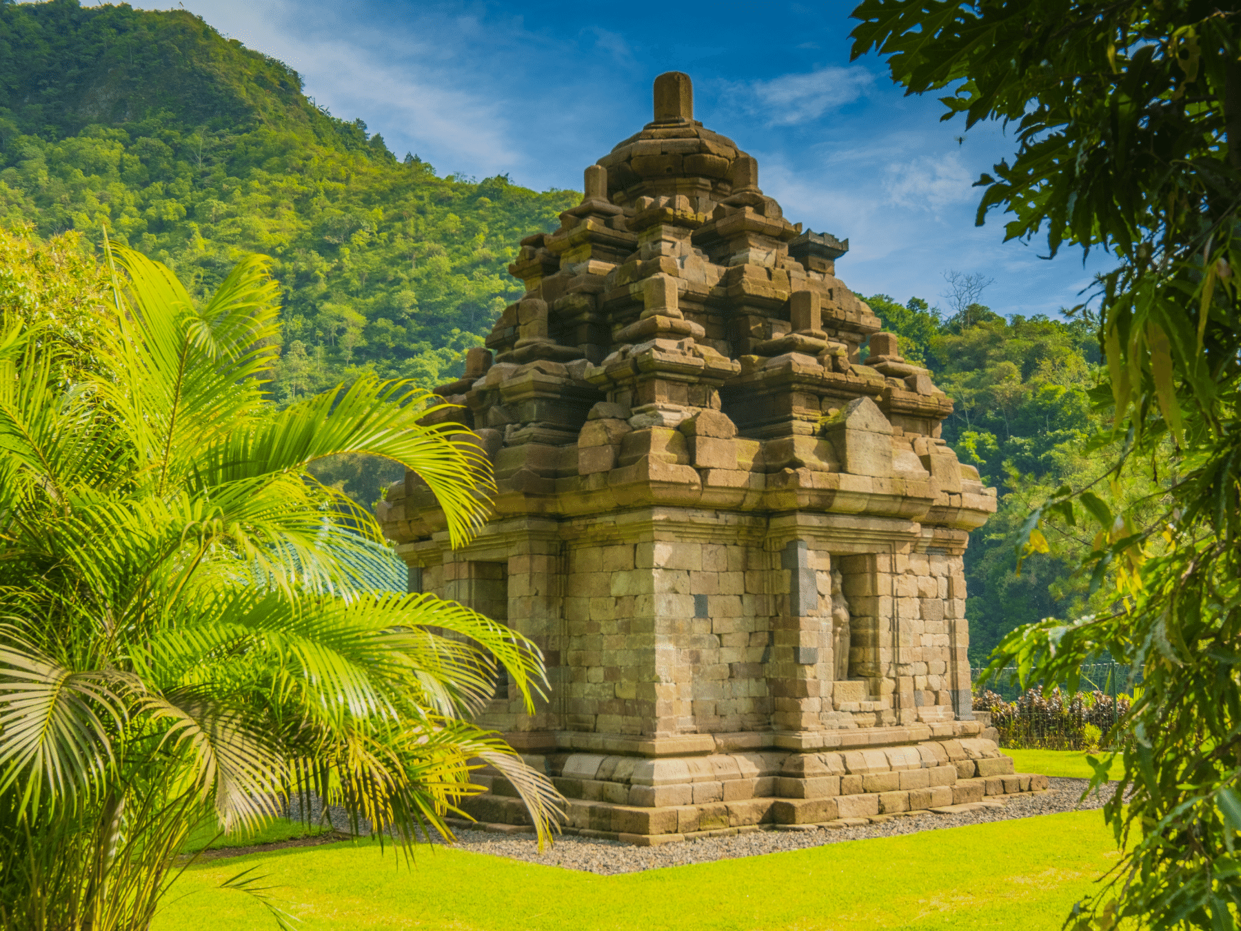 Selogriyo Temple, Indonesia