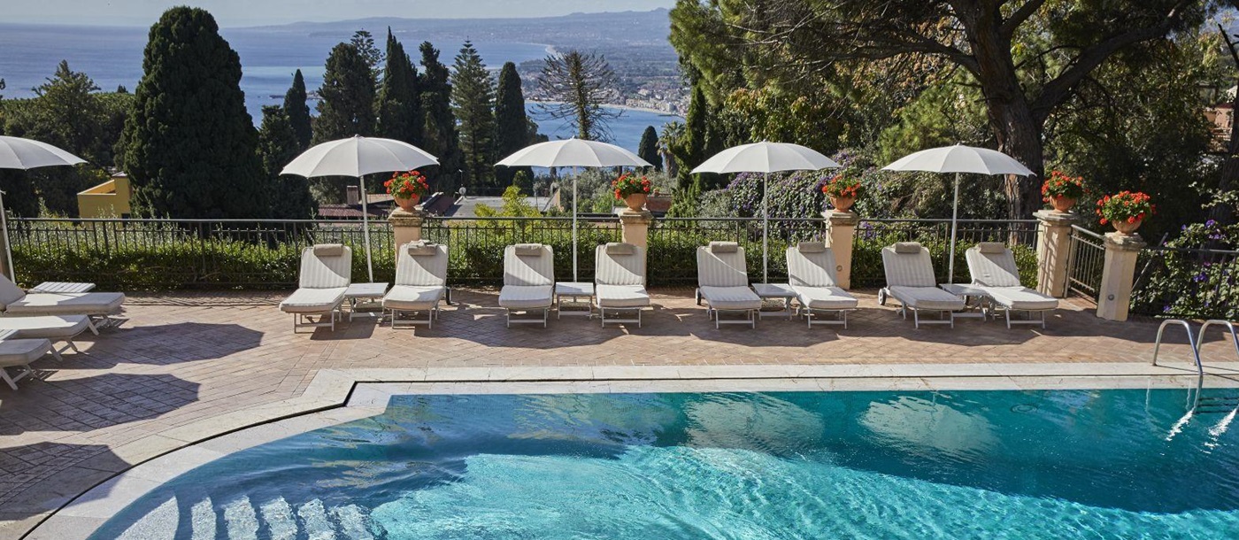 Swimming pool at the Belmond Grand Hotel Timeo in Sicily