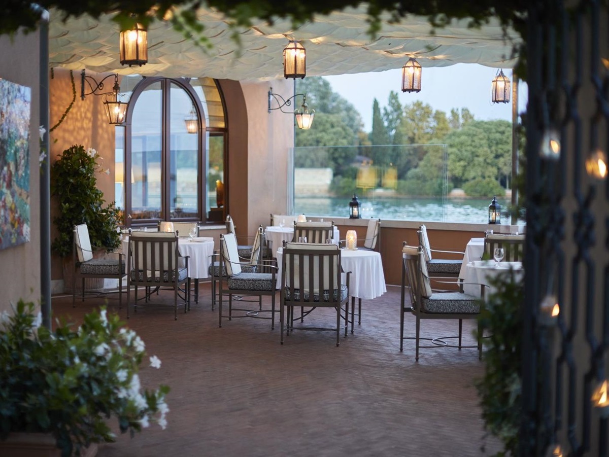 Restaurant terrace at Belmond Hotel Cipriani in Venice