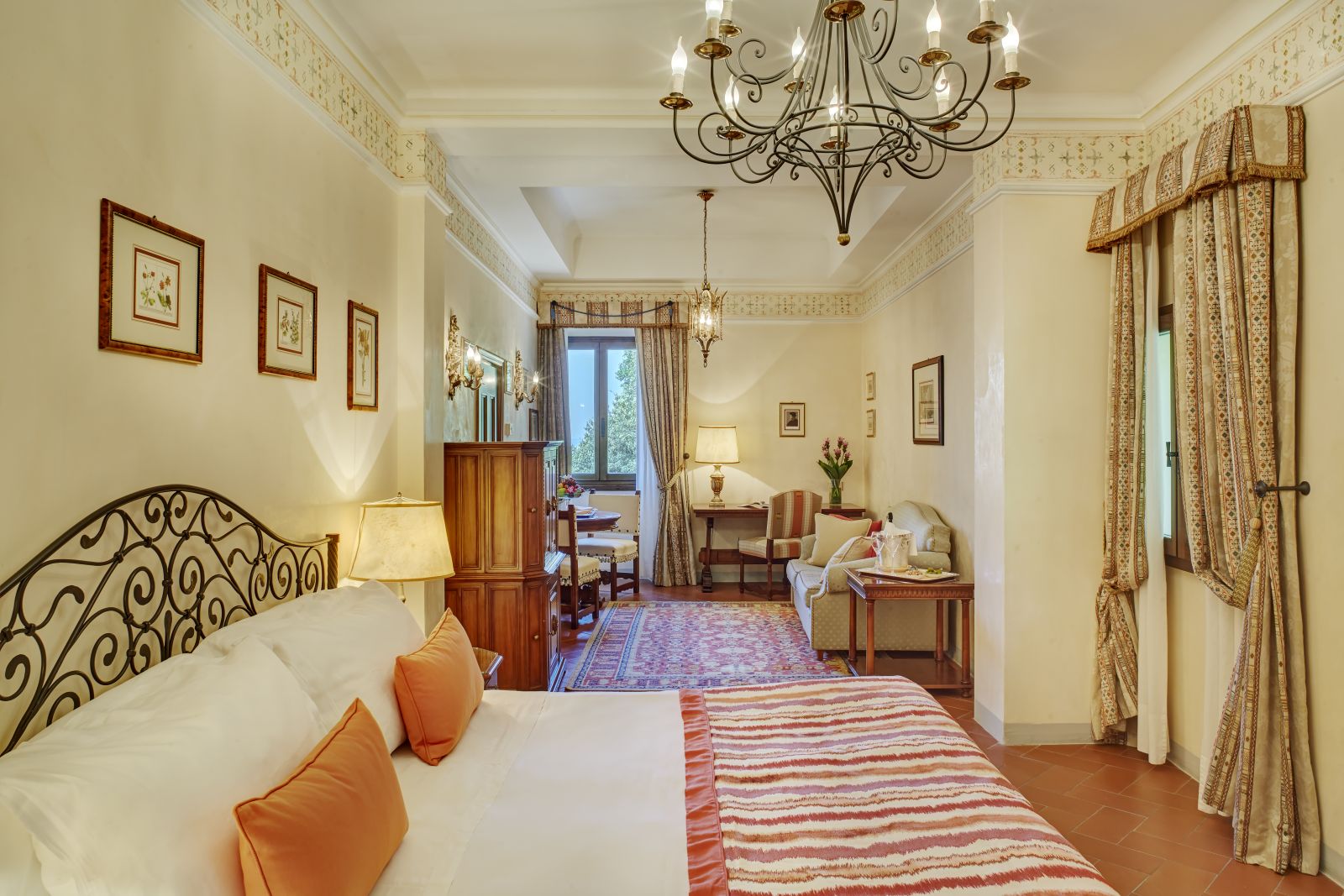 Guest room at the Belmond Villa San Michele in Florence