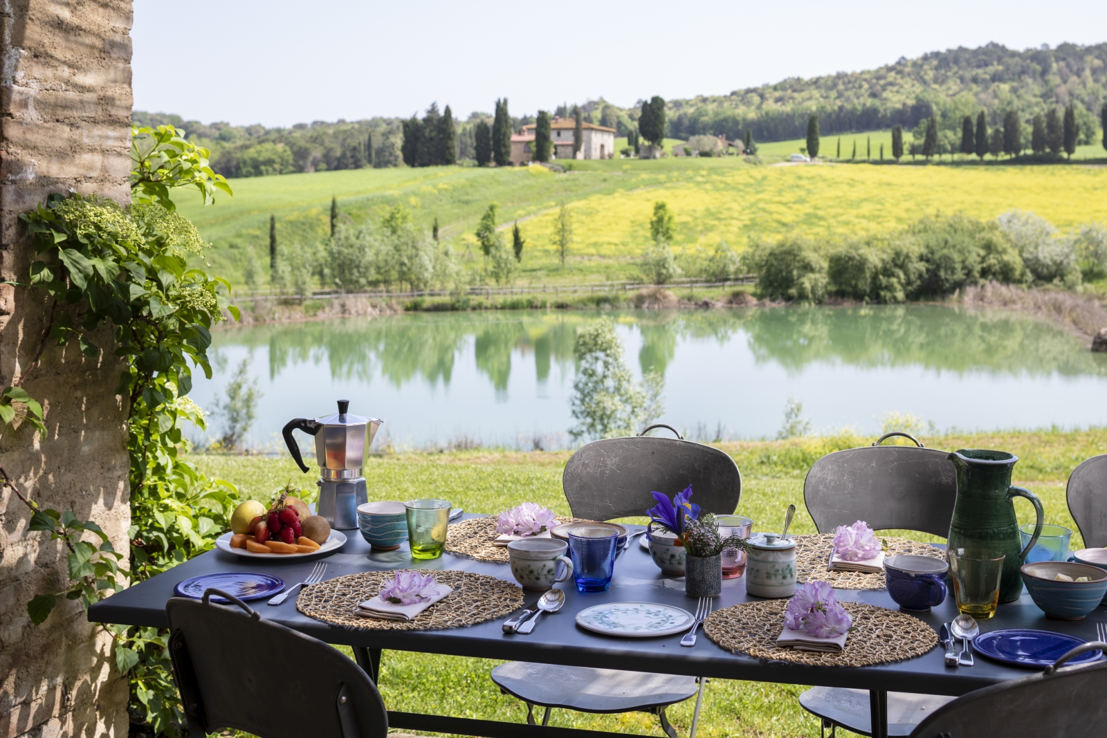 Outdoor dining at Borgo Pignano in Tuscany