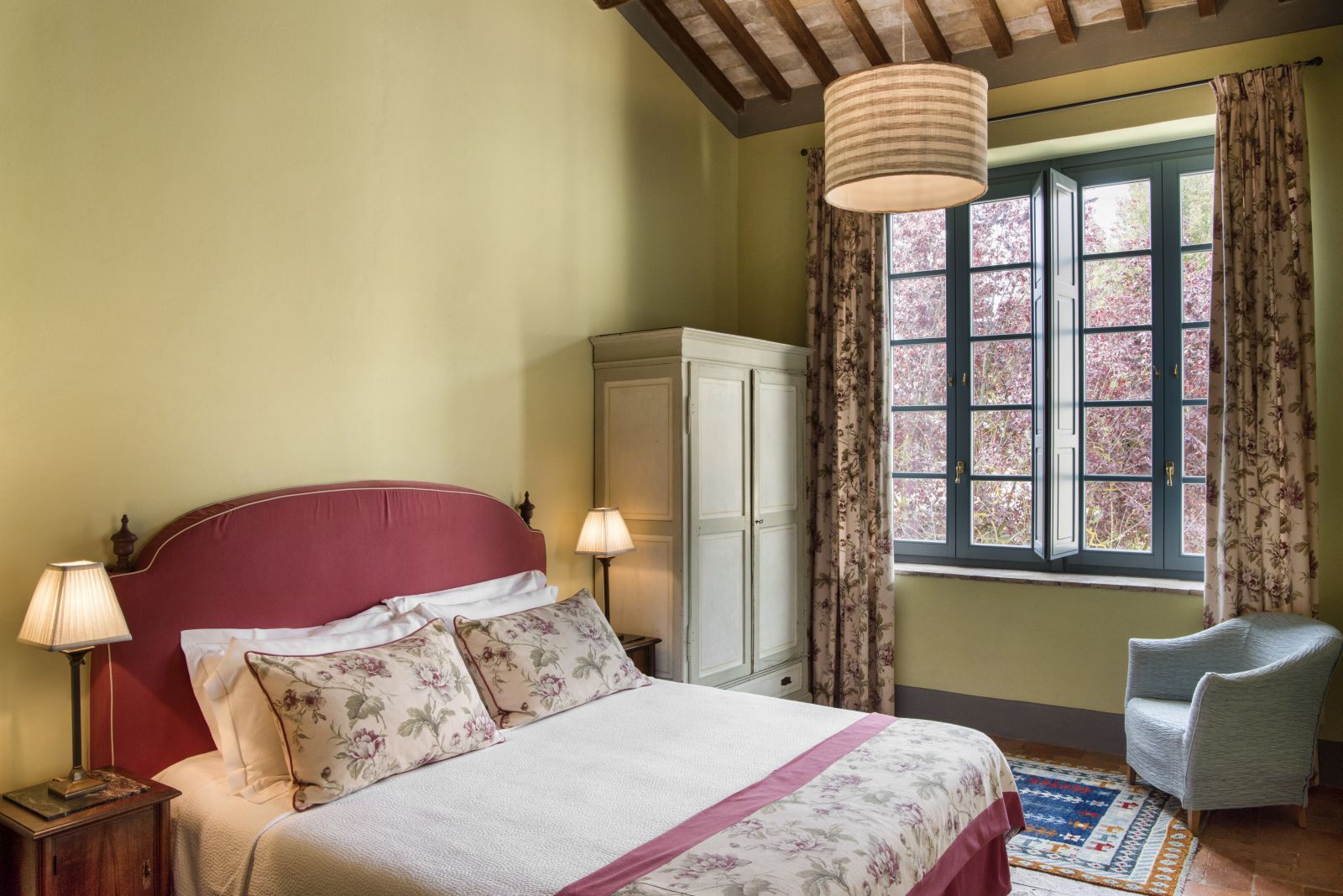 Guest room at the Borgo Pignano in Tuscany