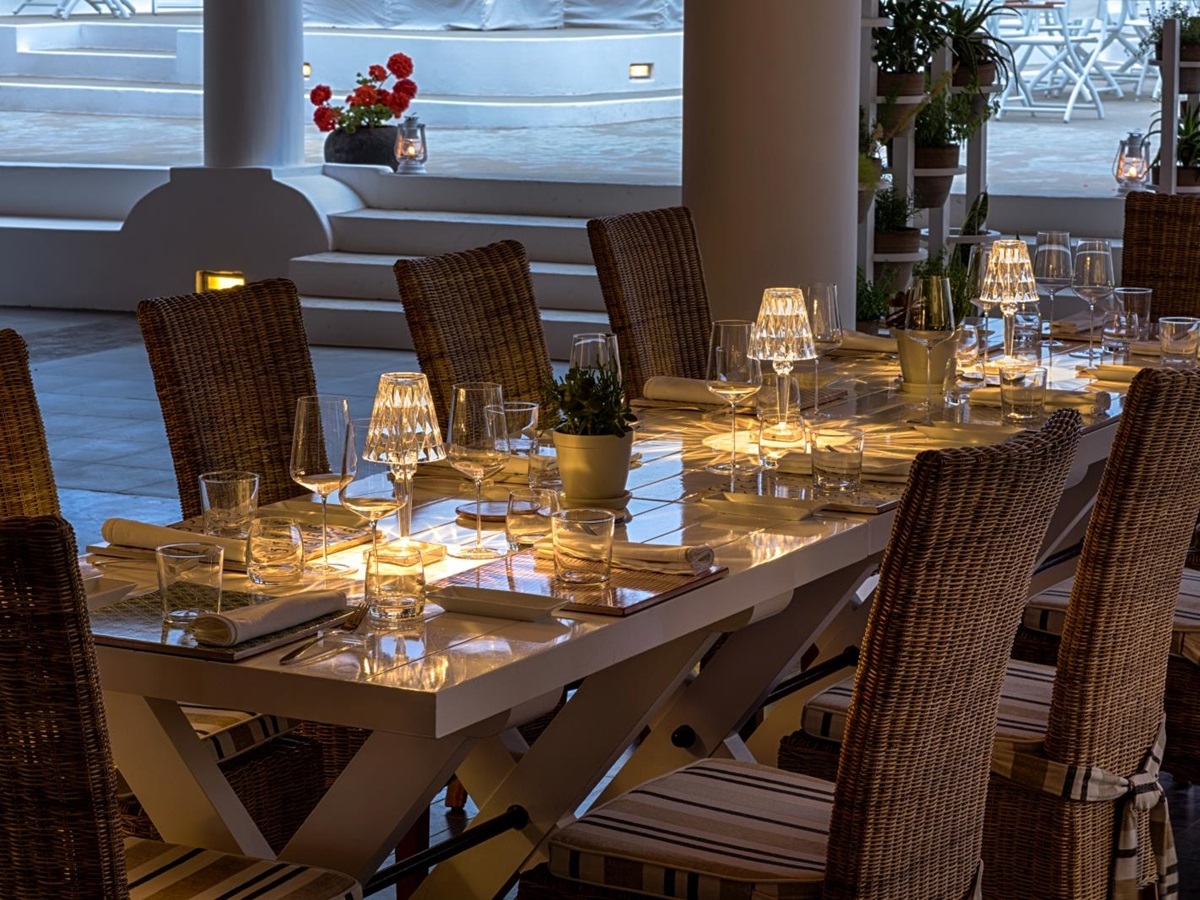 Dining at Capofaro