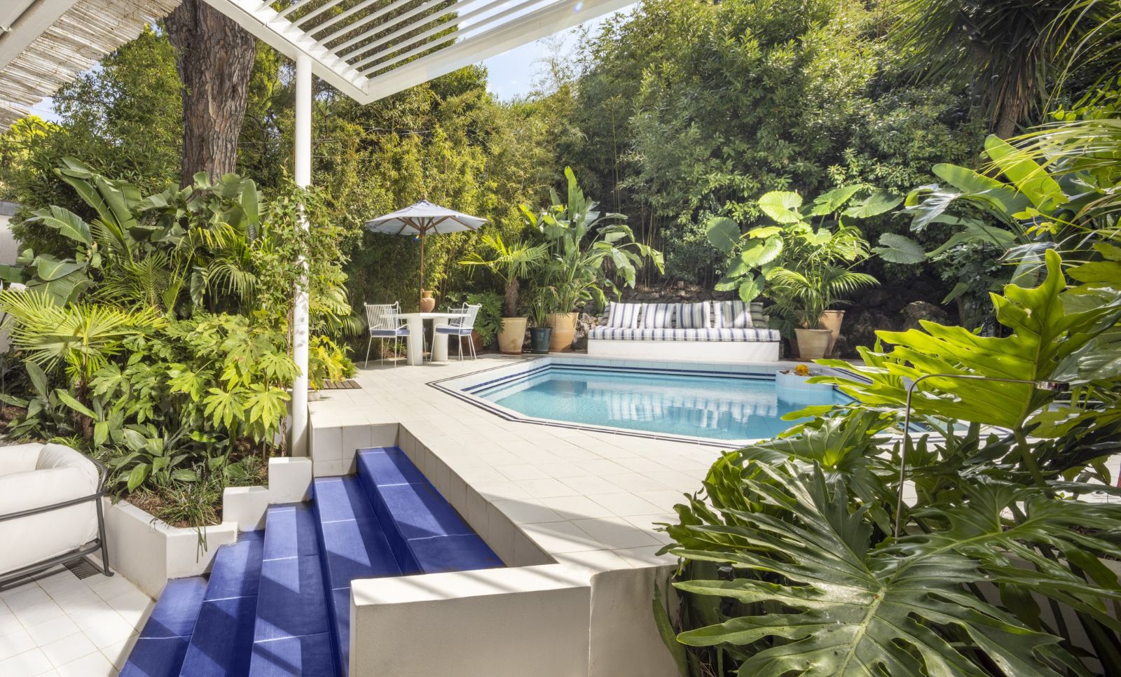 Luxury Hotel Capri Palace Jumeirah in Anacapri Suite with Private Pool and Green Garden