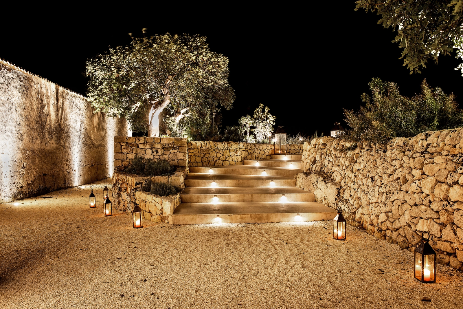 Entrance steps to Dimora delle Balze