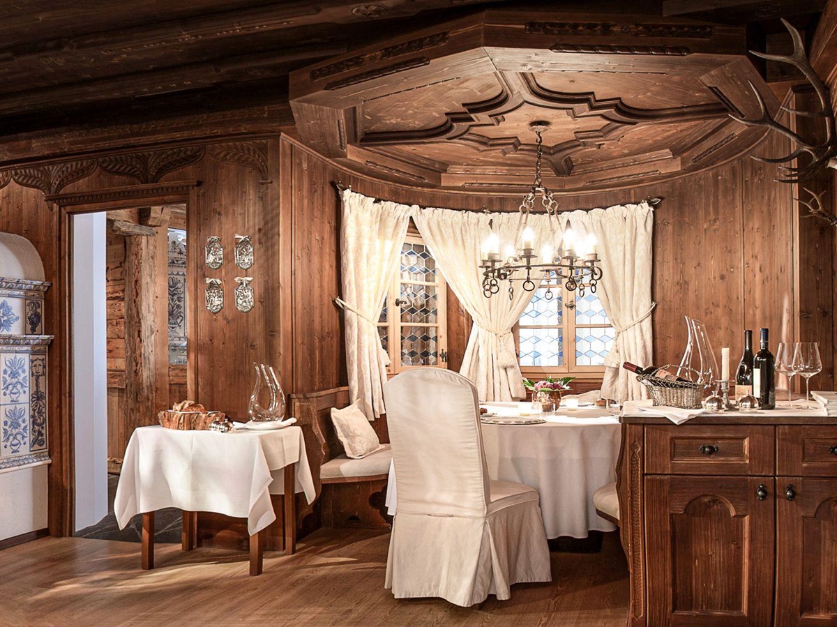 Dining at Gardena Grodnerhof Hotel & Spa in the Dolomites