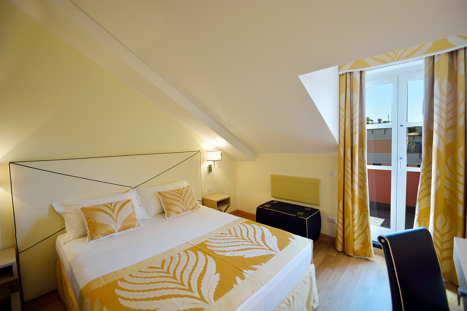 Classic double room in Grand Hotel Portovenere, Italy