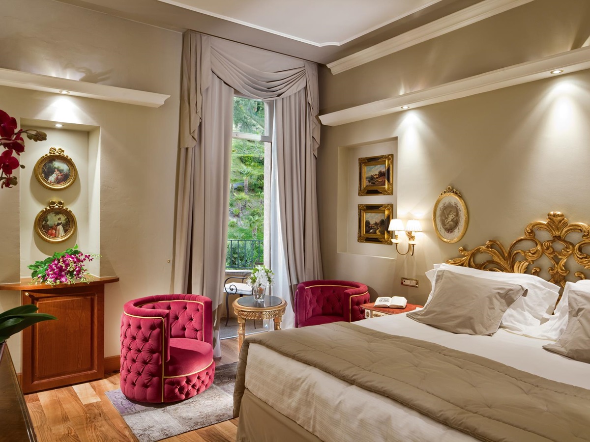 Superior room in Grand Hotel Portovenere, Italy