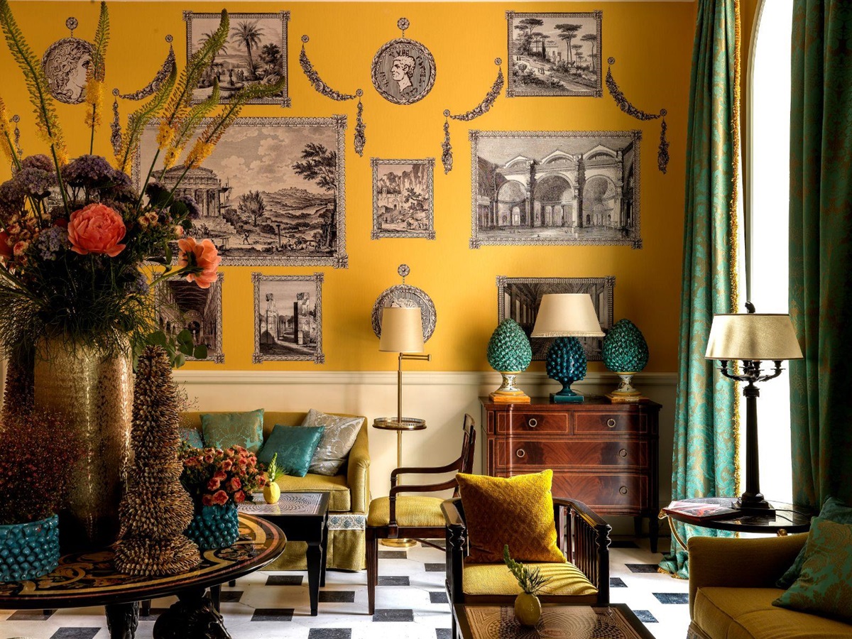 Print toom at Hotel de la Ville in Rome