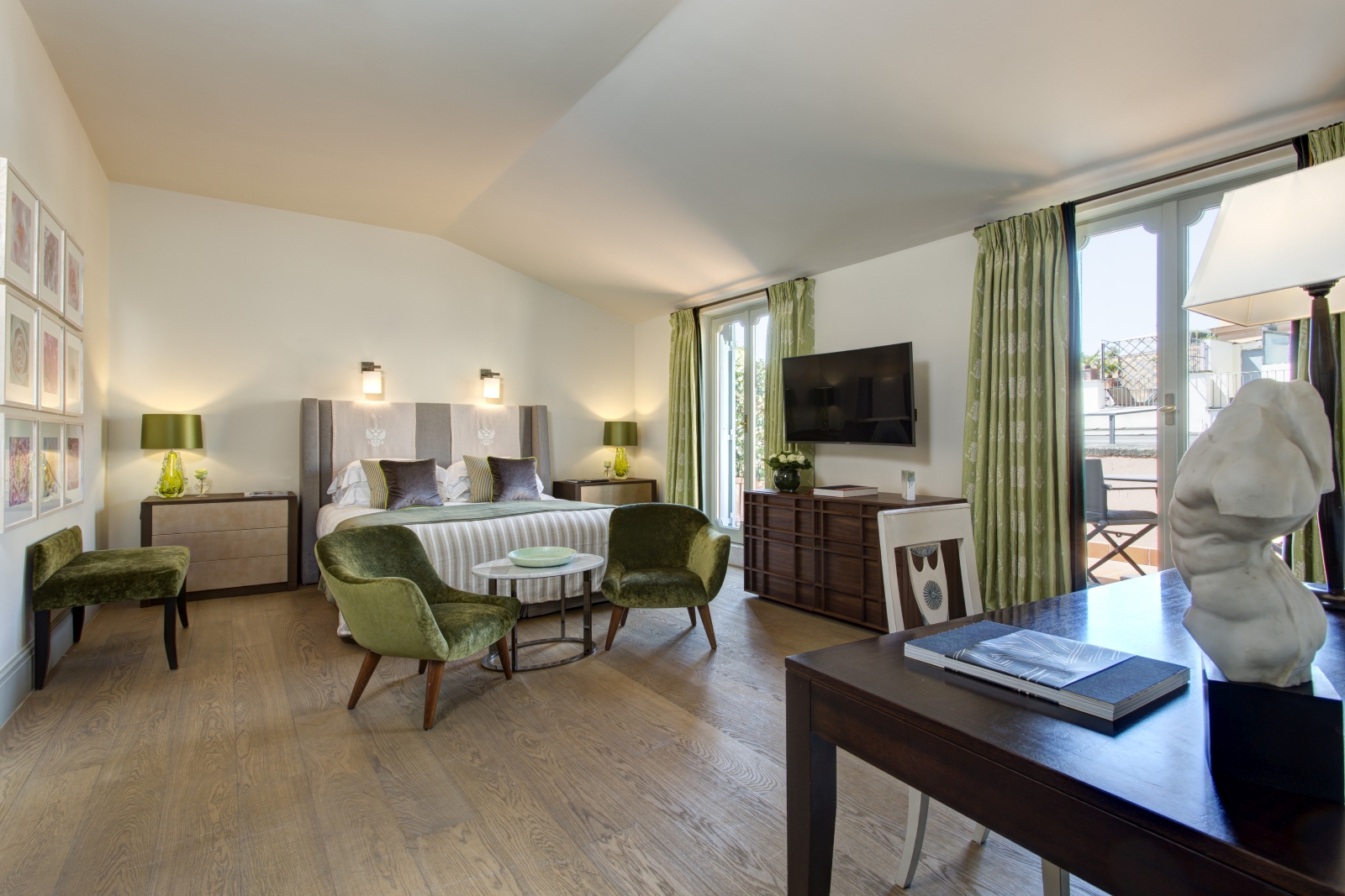 Junior suite with private balcony at Hotel de Russie, luxury hotel in Rome, Italy