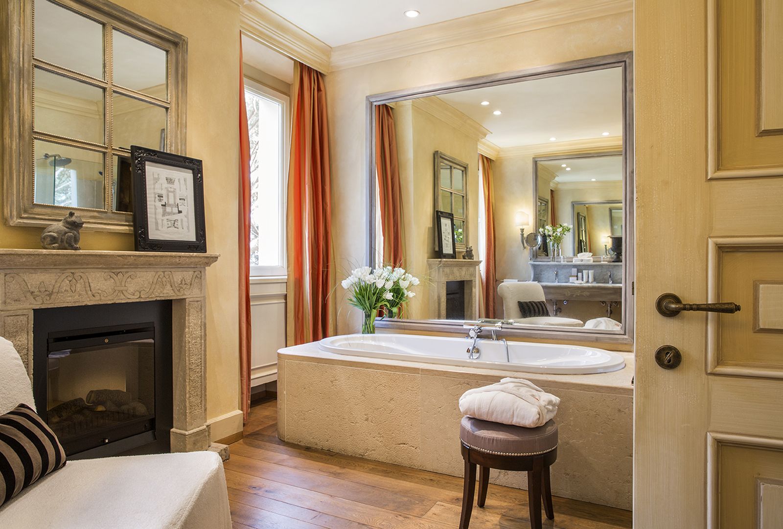 Prestige suiite at Hotel L'Andana in Tuscany
