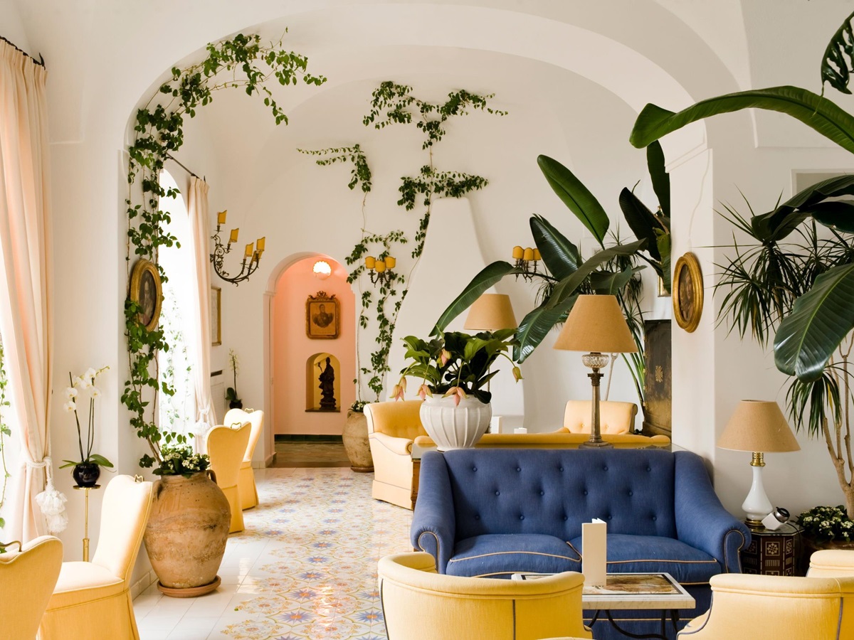 Bar of Hotel le Sirenuse, Italy