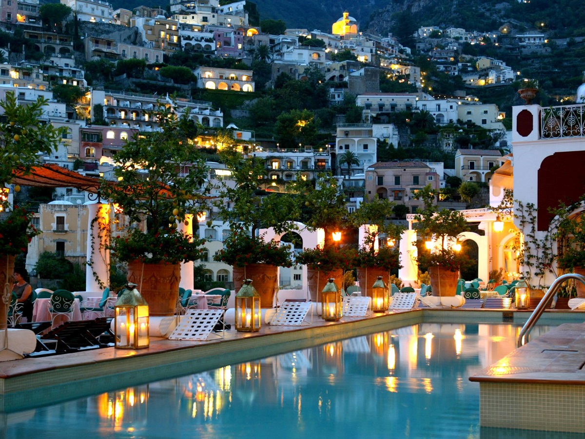 Swimming pool of Hotel le Sirenuse, Italy