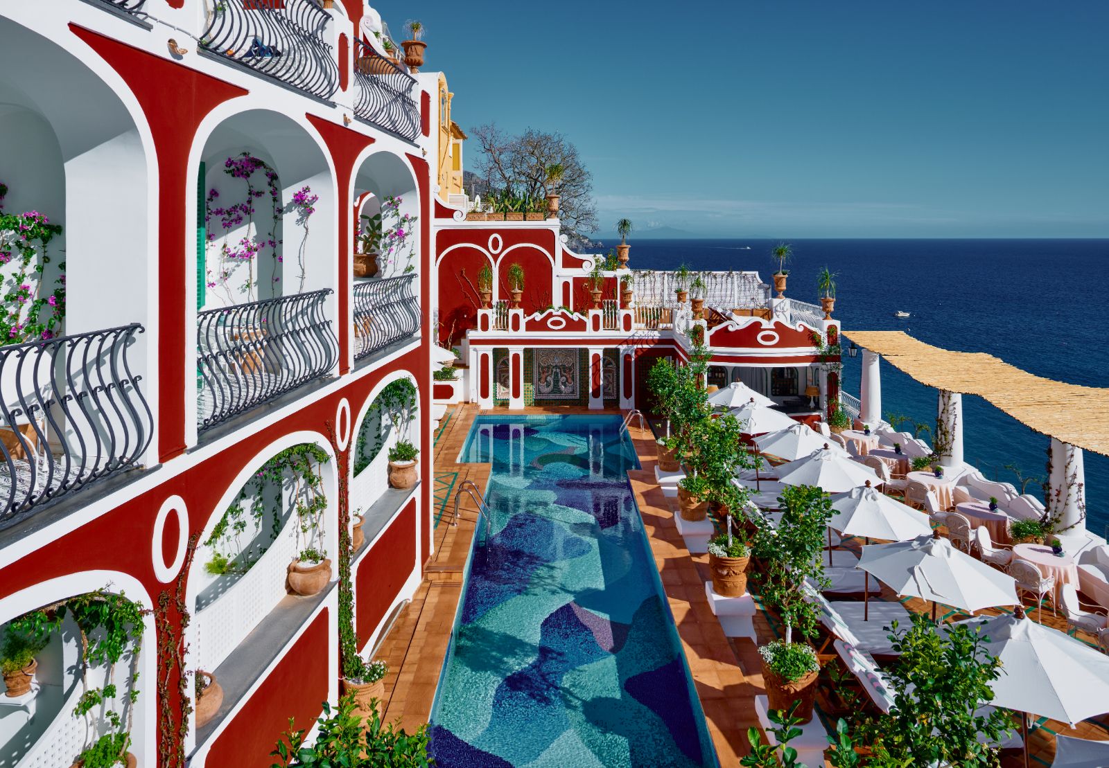 Luxury Positano Hotel Le Sirenuse Outdoor Pool Overlooking Sea