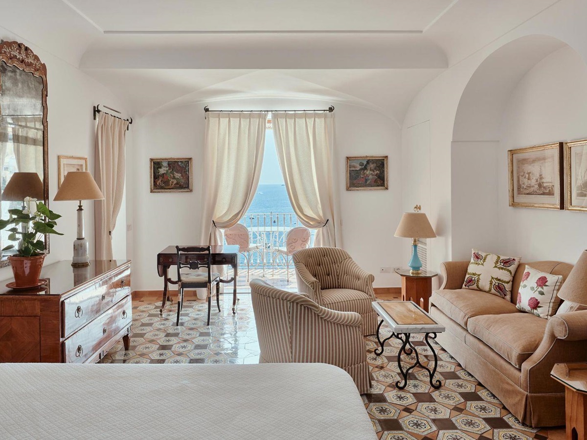 Luxury Hotel le Sirenuse in Positano Deluxe Executive Room