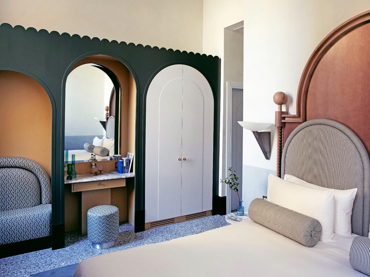 Guest room at Il Palazzo Experimental in Venice