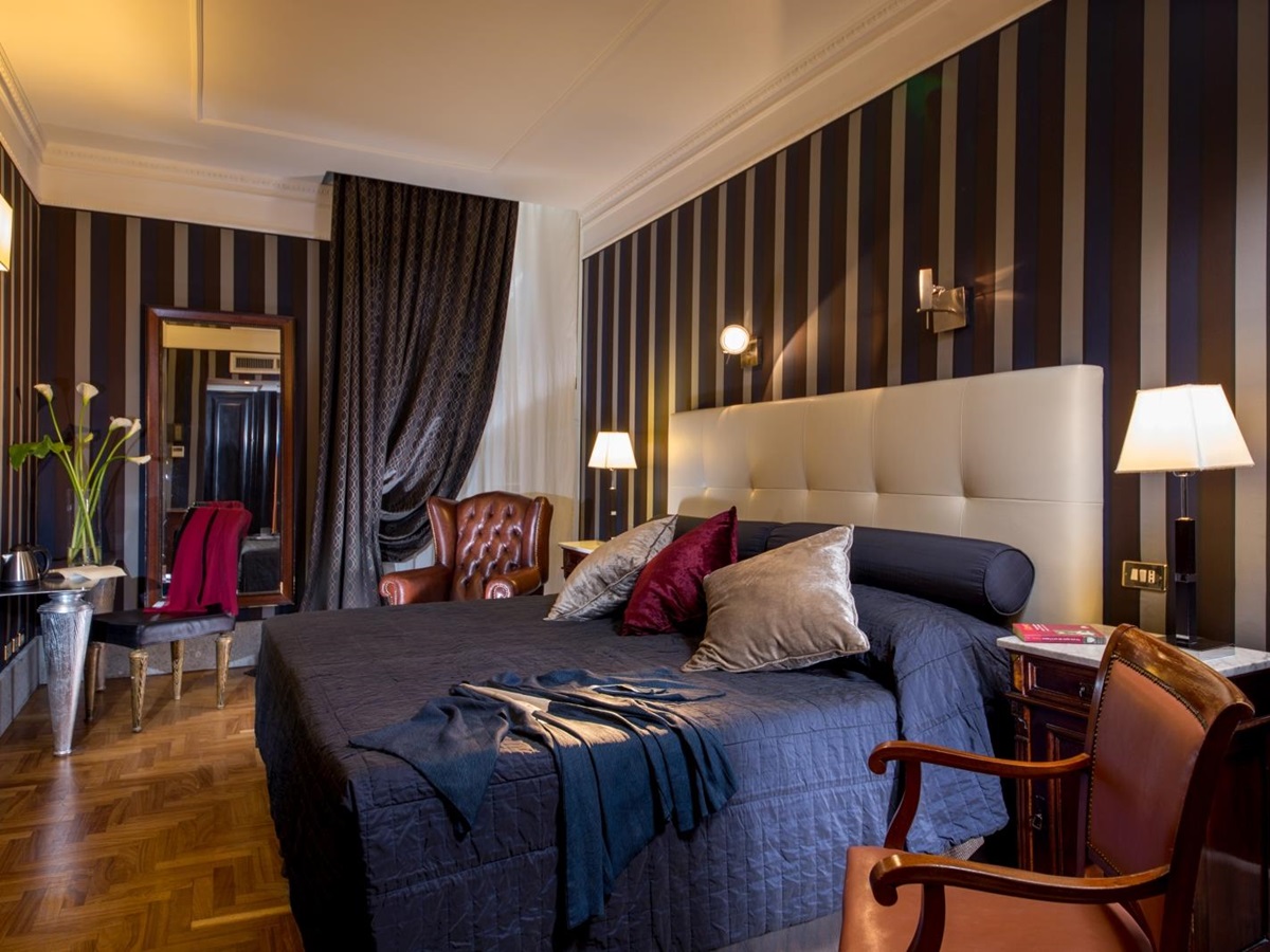 Blue room at Inn at Spanish Steps