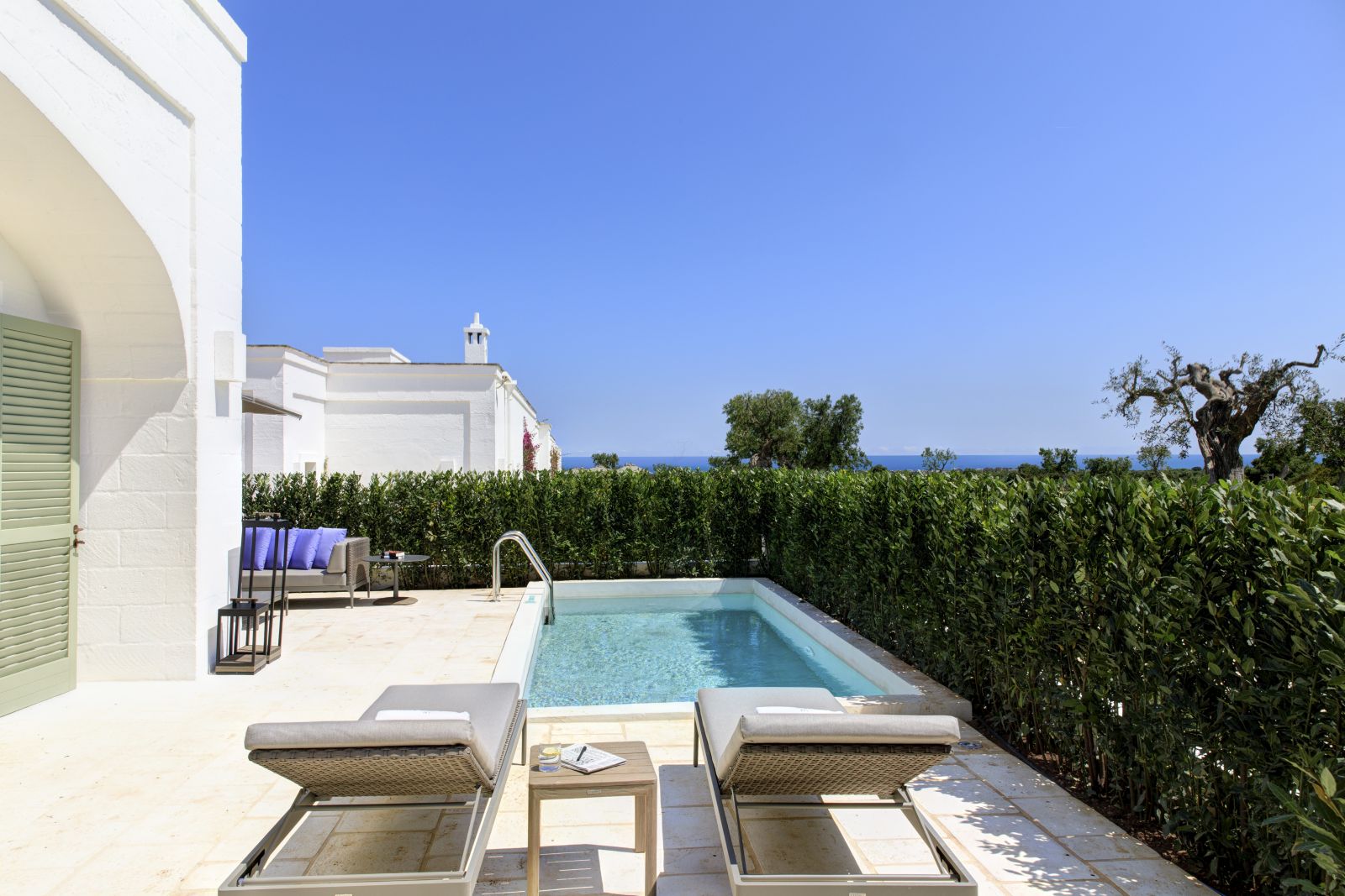 Private pool of the Grand Suite at Masseria Torre Maizza in Puglia
