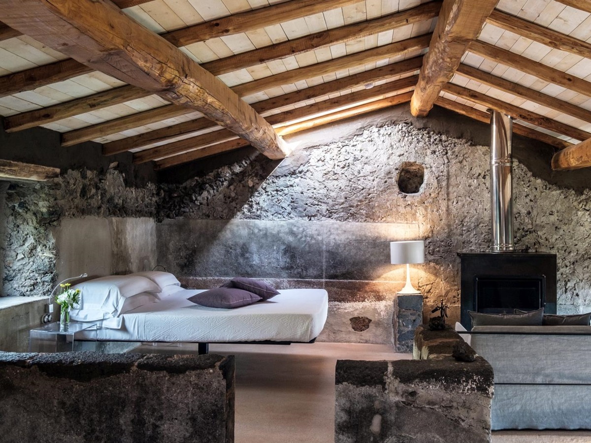 Large room at Monaci delle Terre Nere
