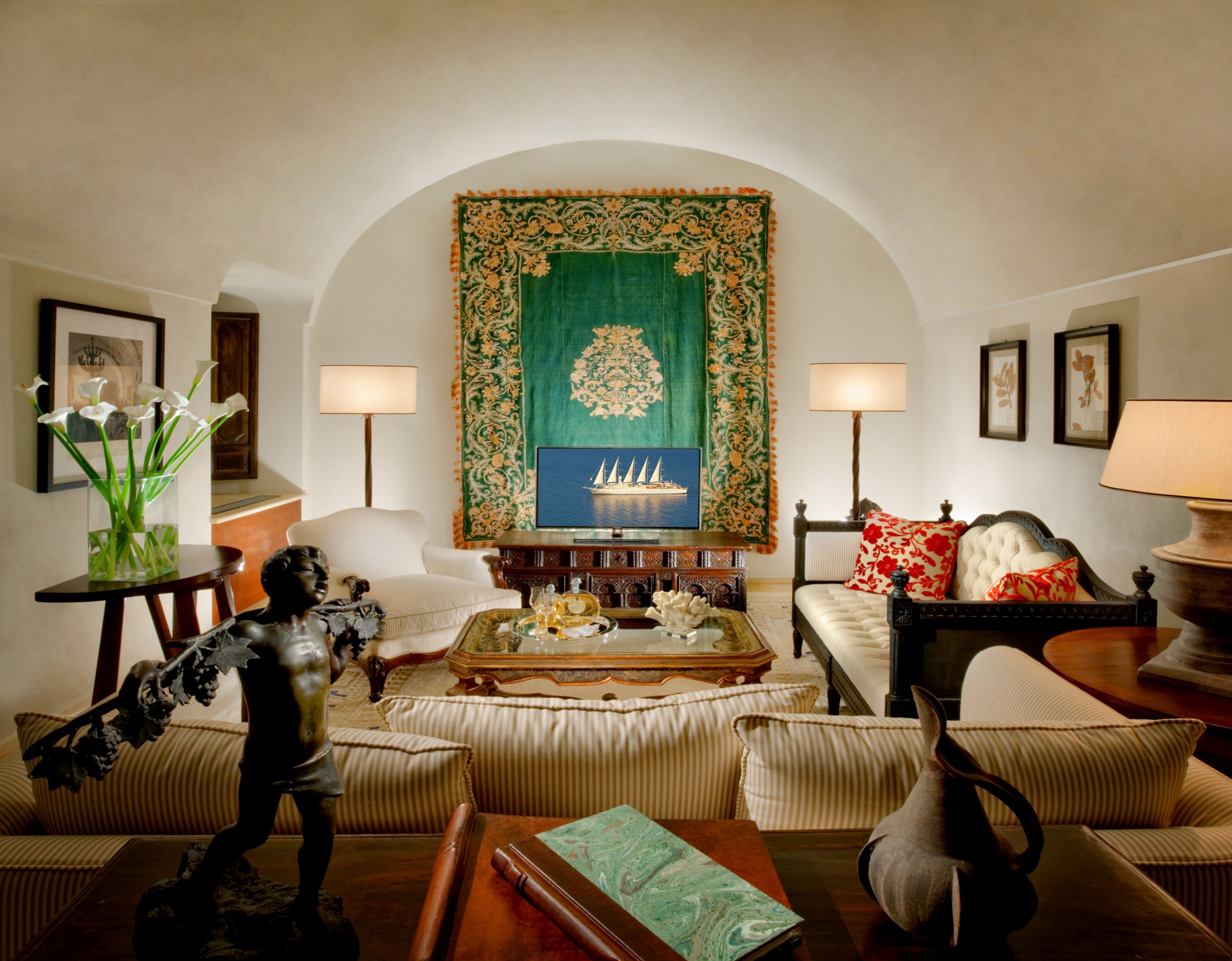 Normal suite in Monastero Santa Rosa, Italy