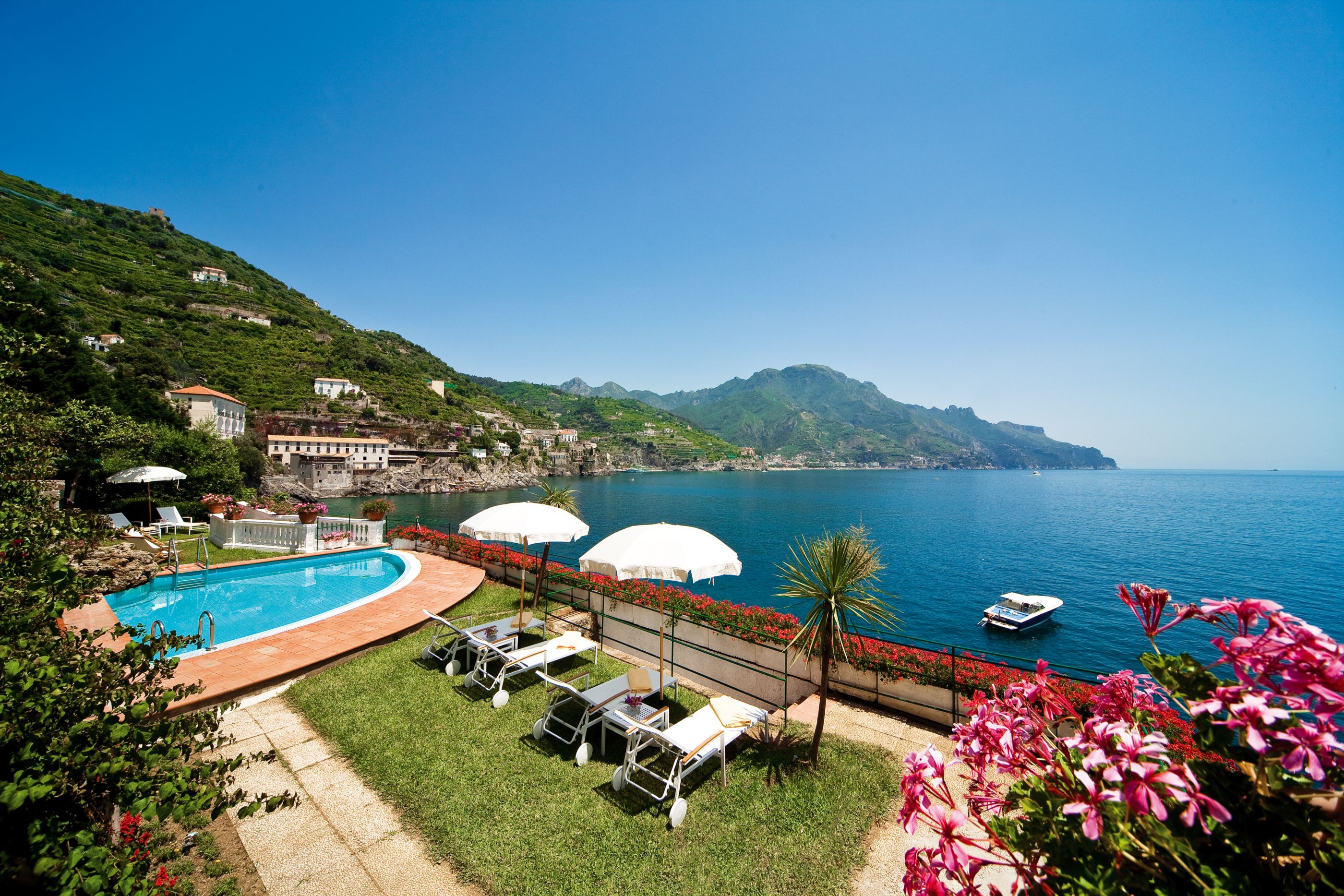 The clubhouse and swimming pool of Palazzo Avino, Italy