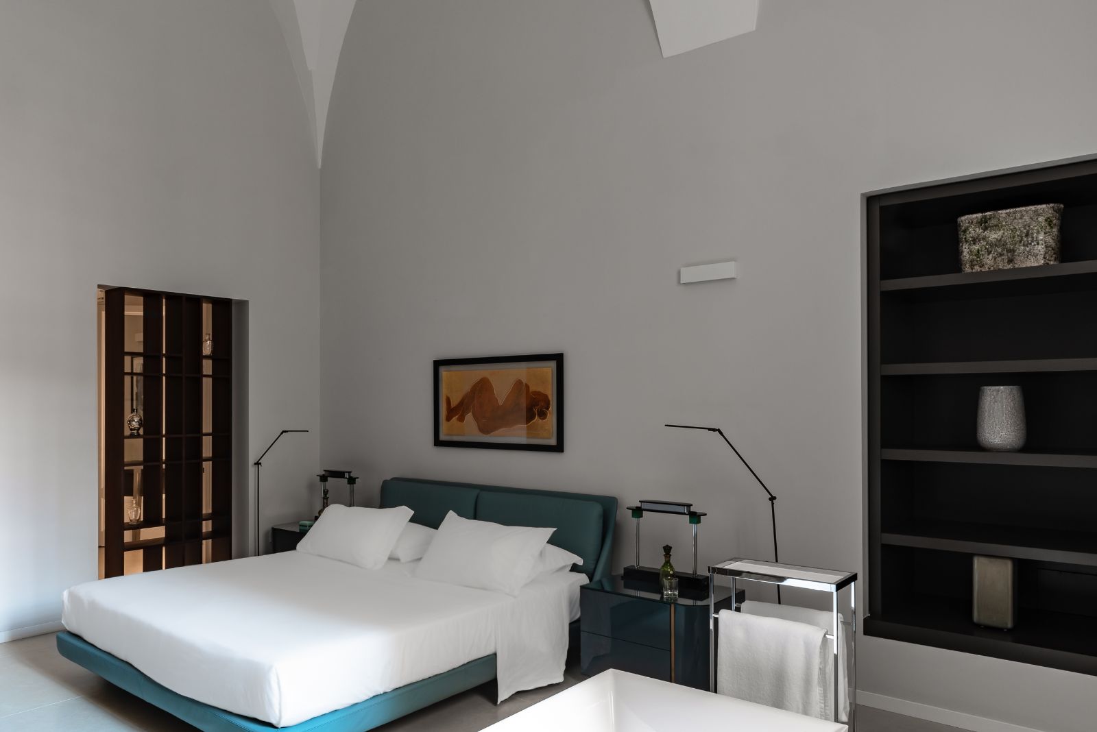 Bedroom of the Zwobada Suite at luxury hotel Palazzo Bozzi Corso in Lecce, Italy