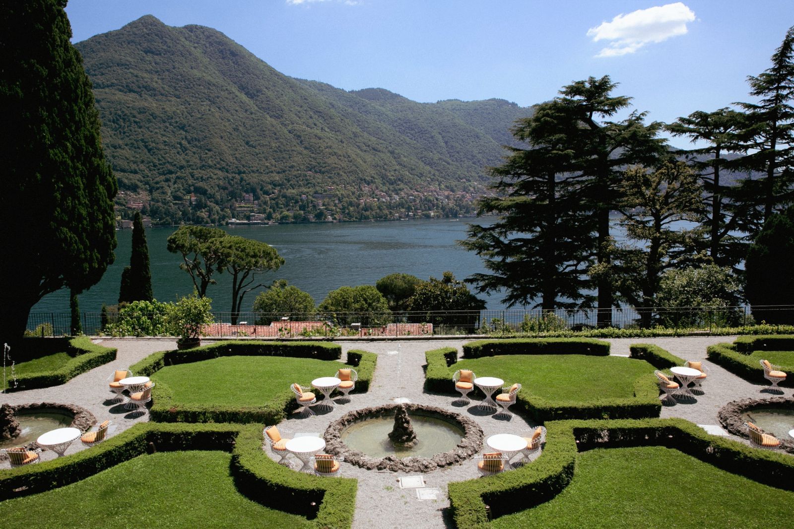 Landscaping and gardens of Passalacqua on Italy's Lake Como