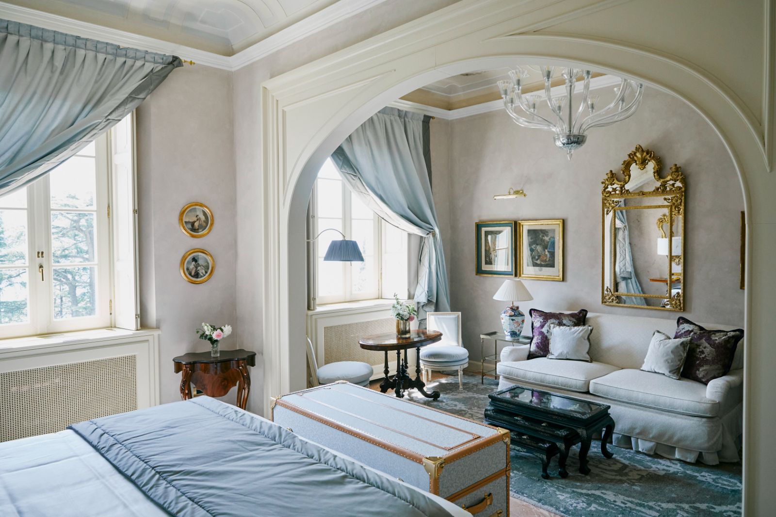Junior suite at Passalacqua on Italy's Lake Como