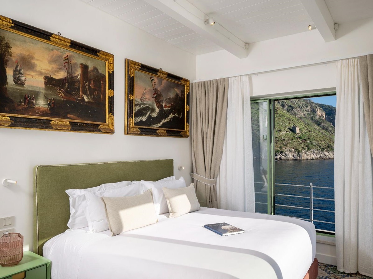 Bedroom at Isca Private Island in Amalfi, Italy
