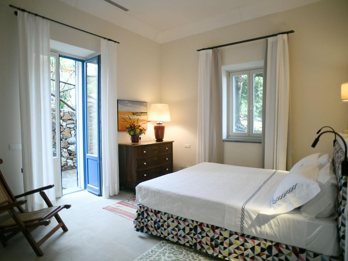 Bedroom at La Gallina in Amalfi