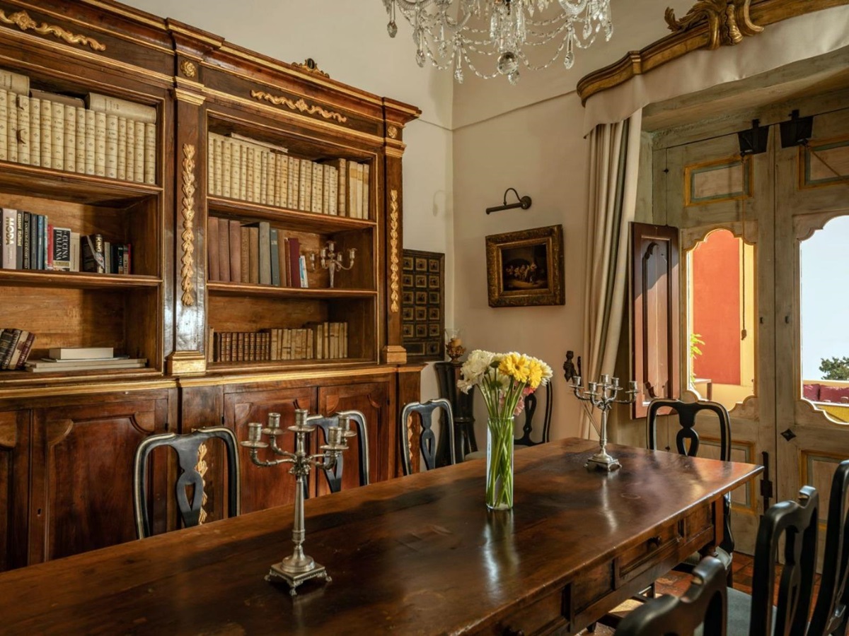Dining Table at Palazzo del Vescovo in Amalfi