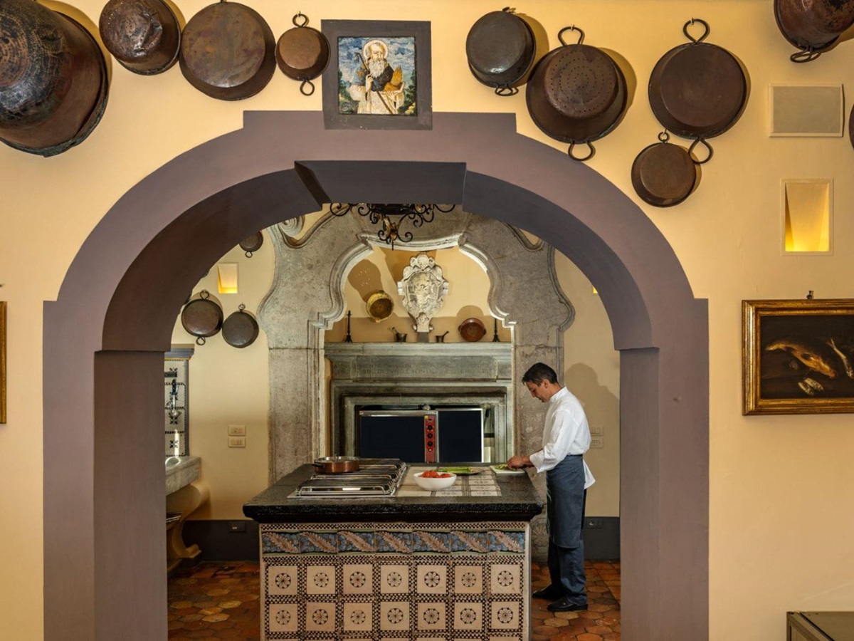 Kitchen at Palazzo del Vescovo in Amalfi