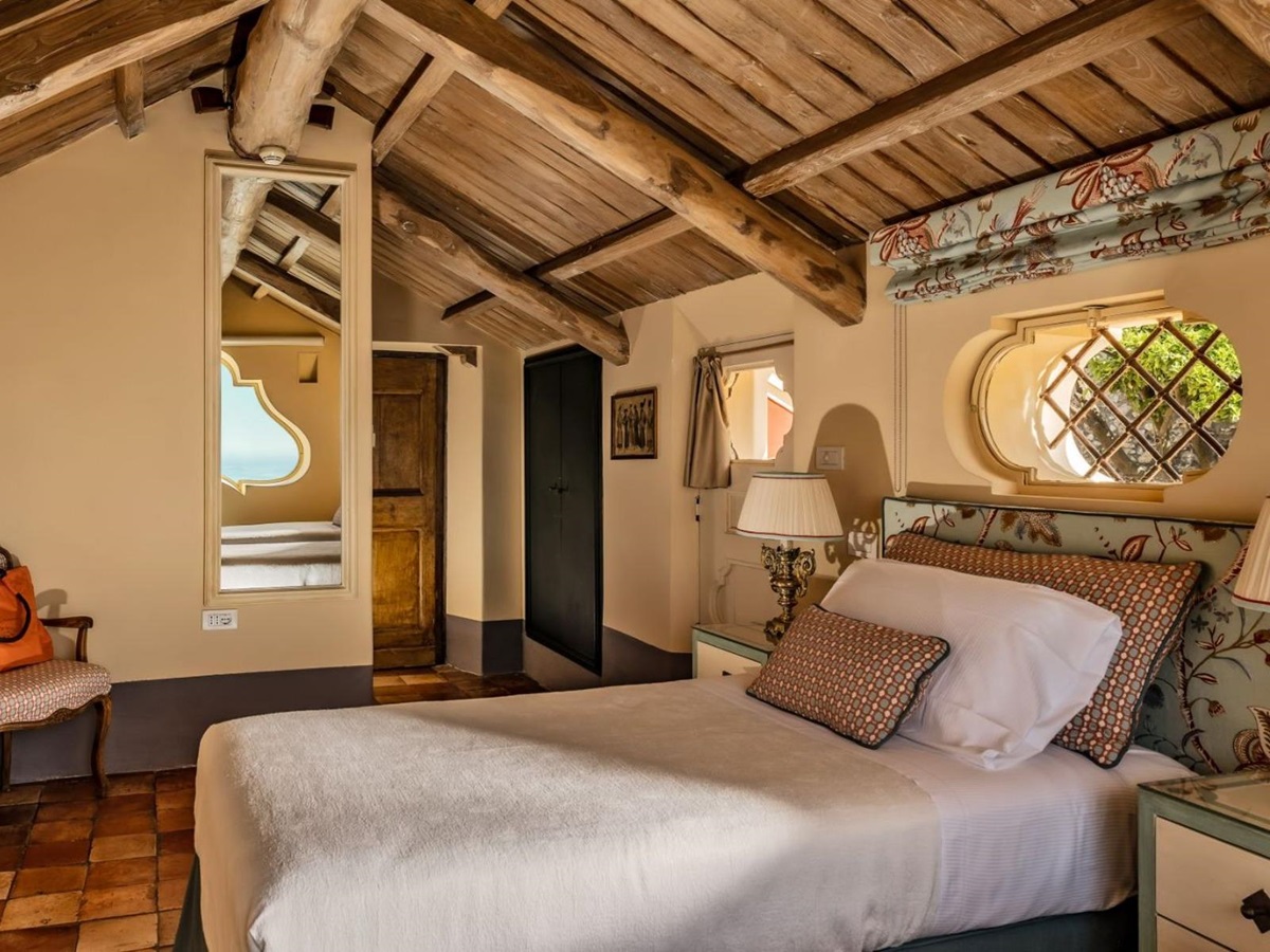 Plain Bedroom at Palazzo del Vescovo in Amalfi