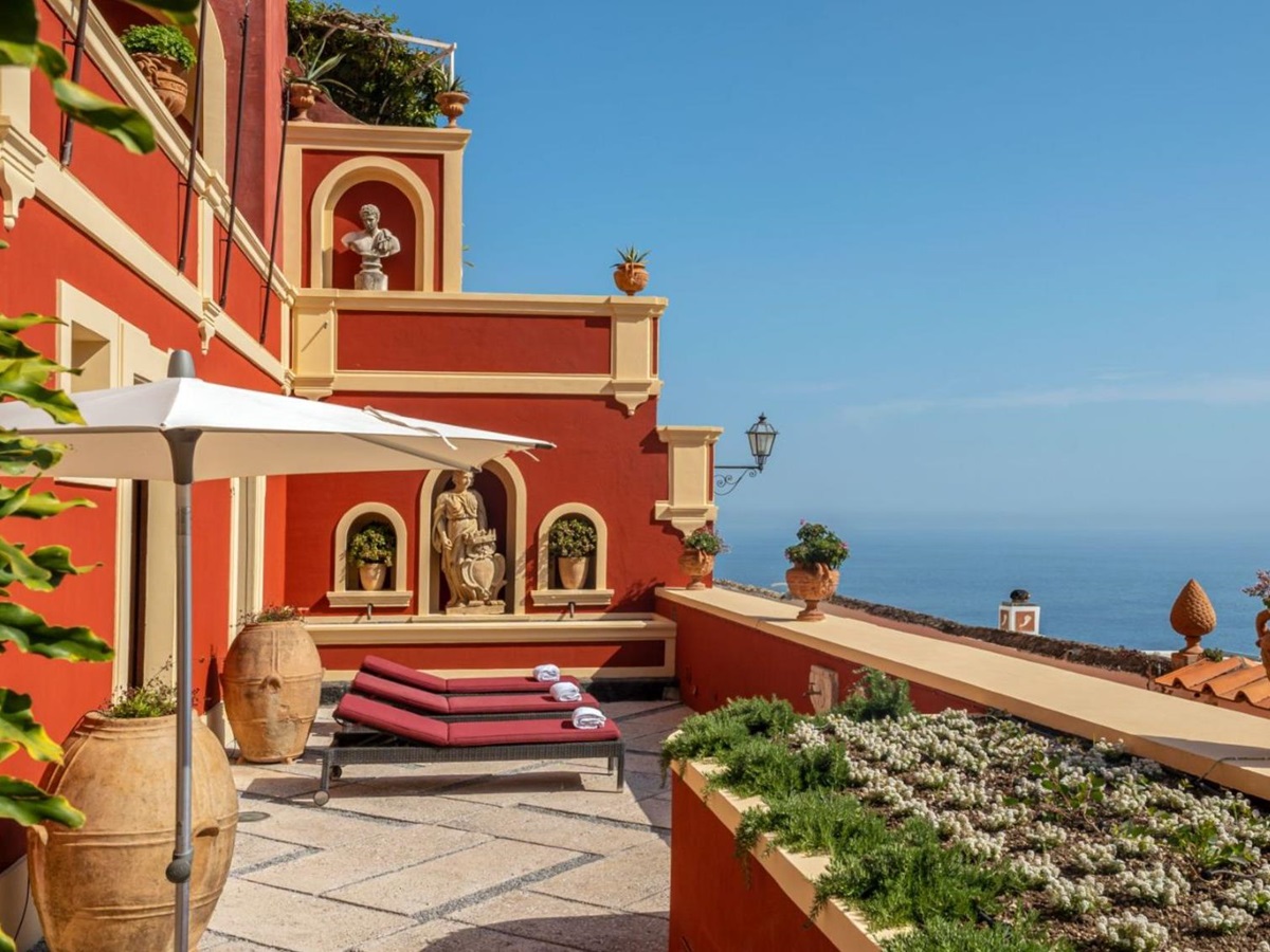 Side Terrace at Palazzo del Vescovo in Amalfi