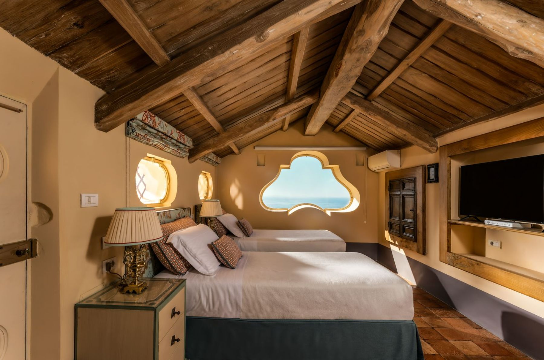 Twin Bedroom at Palazzo del Vescovo in Amalfi