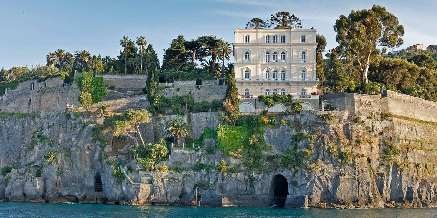 Cliffside location of Villa Astor Amalfi Italy