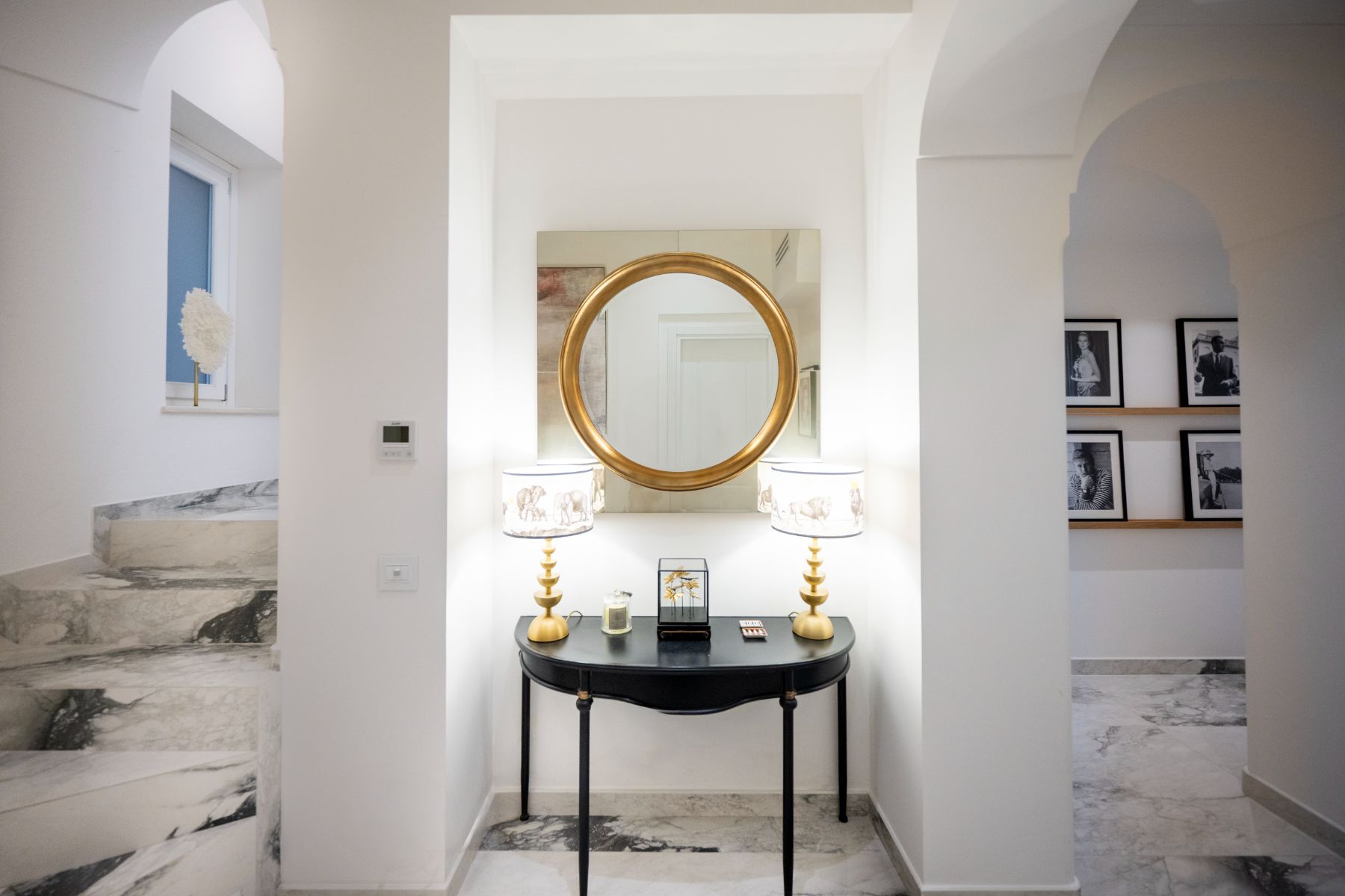 Hallway mirror and table at Villa Colorito in Amalfi