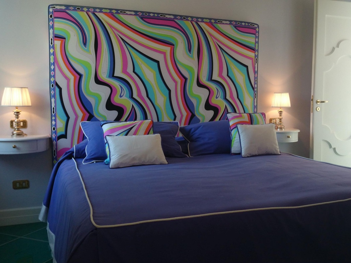 Purple double bedrooom at Villa di Praiano, Amalfi Coast