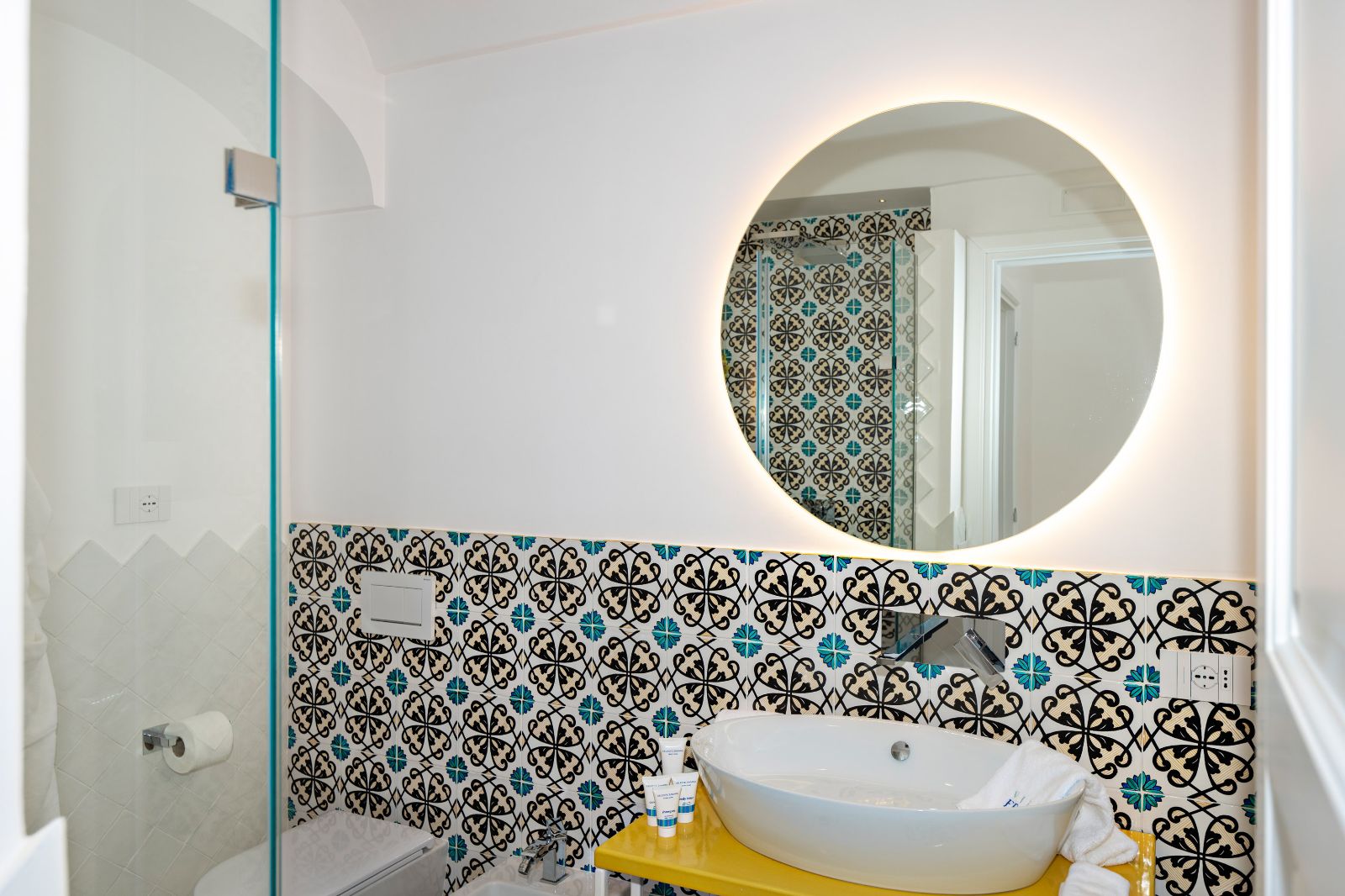 Bathroom at Villa Iris in Amalfi