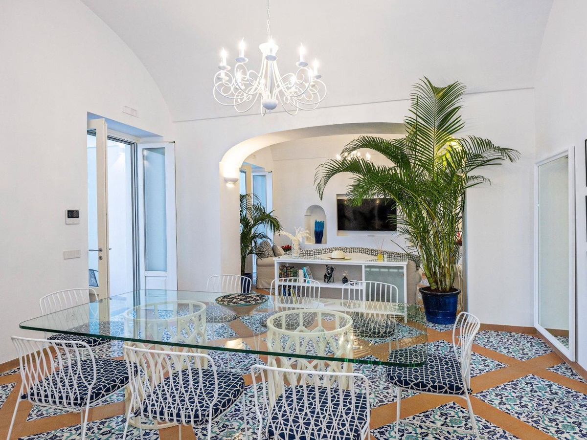 Dining Room at Villa Iris in Amalfi