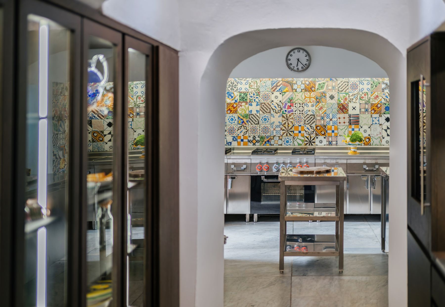 indoor kitchen zoomed out villa maiori