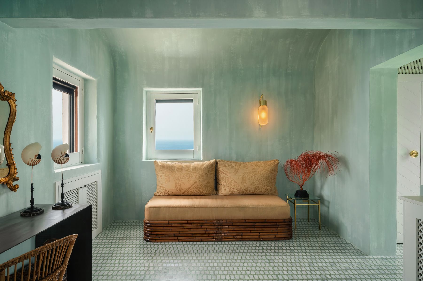 villa maiori master bedroom seating area