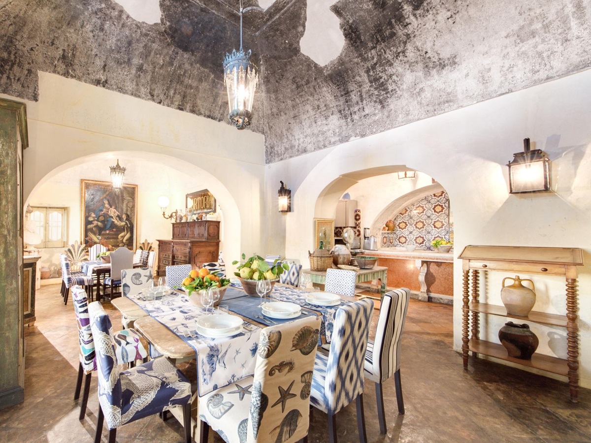 Dining room in Villa Marinella, Amalfi Coast