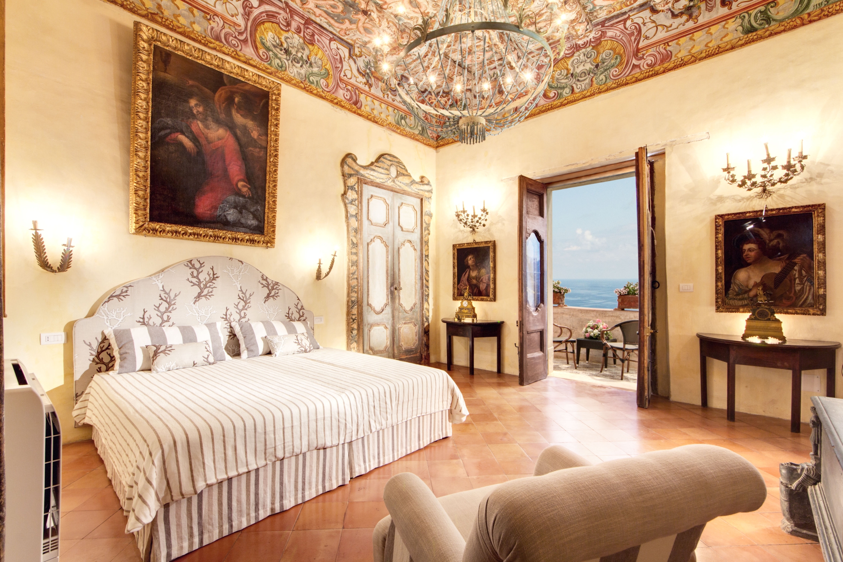 Red stripd double bedroom in Villa Marinella, Amalfi Coast