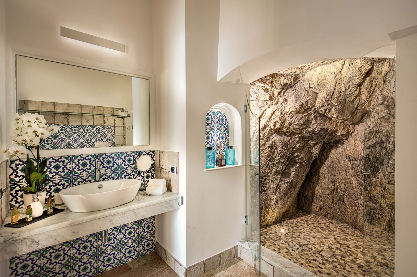 Bathroom at Villa Tuffariello in Amalfi