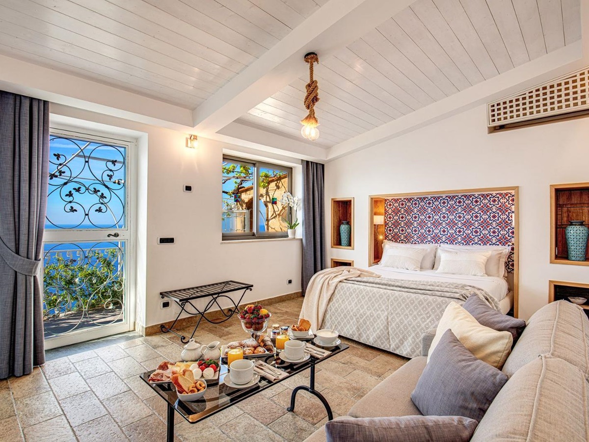 Bedroom at Villa Tuffariello in Amalfi